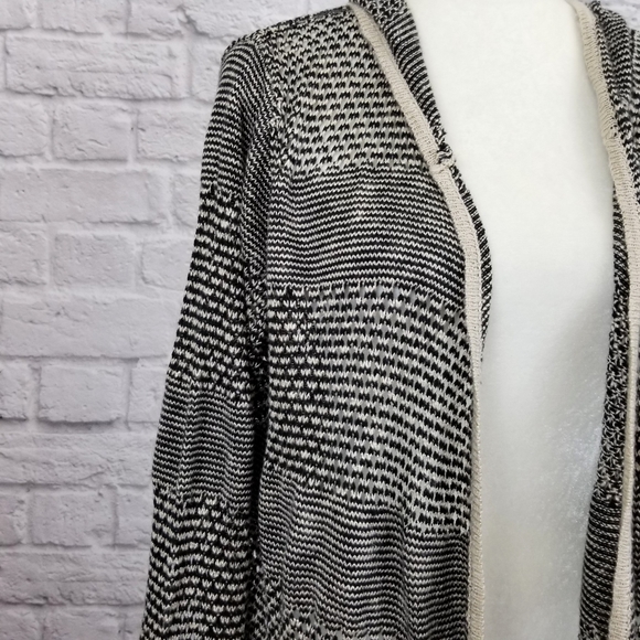 Live And Let Live black cream red hooded cardigan - Picture 4 of 8